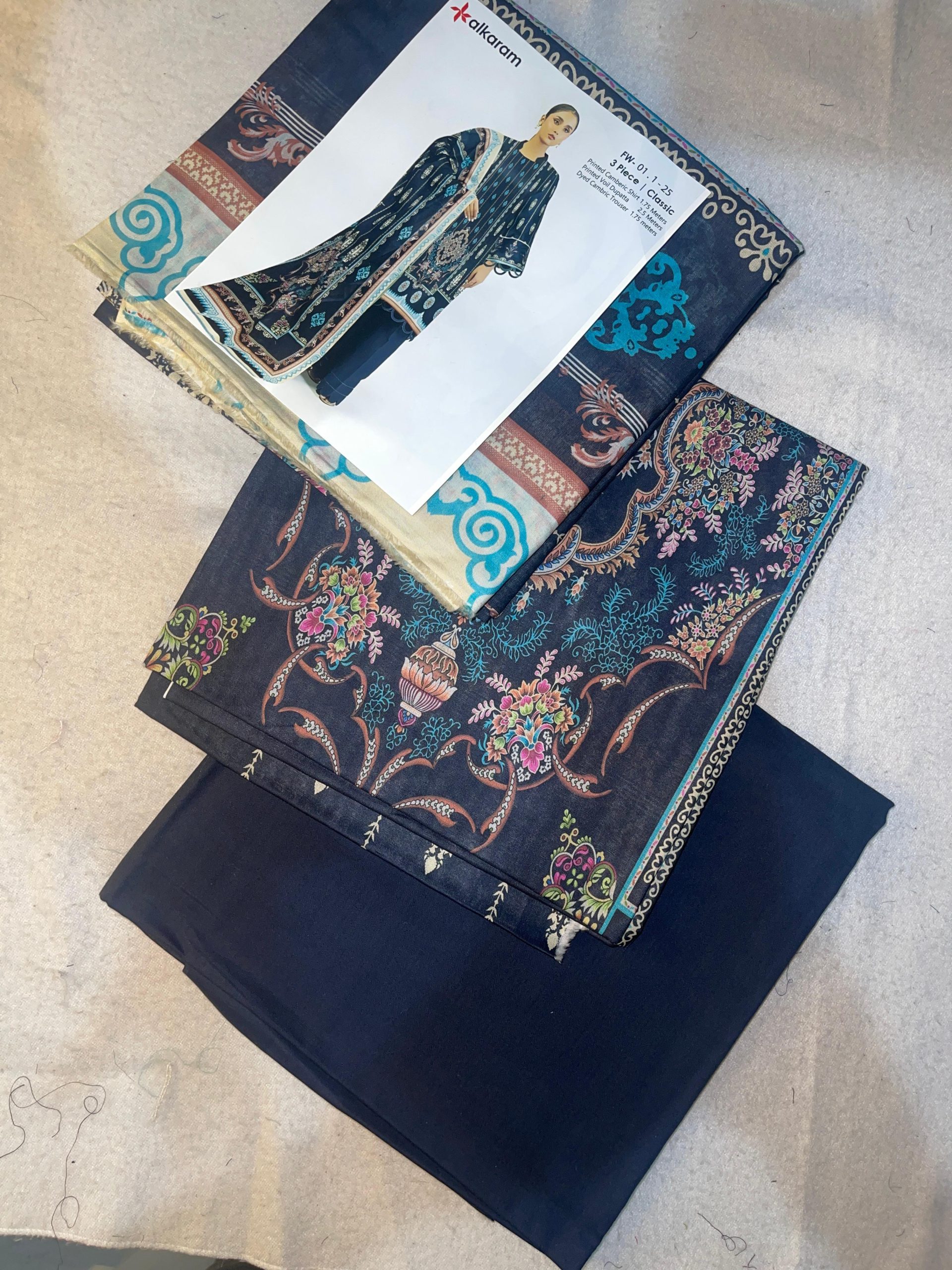 Alkaram lawn 2pc collection-7